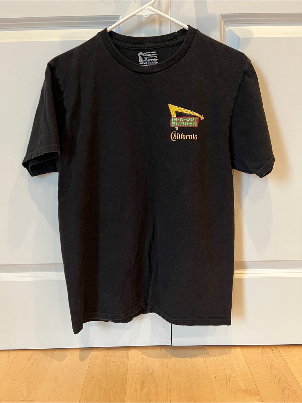 Men’s In-N-Out Burger California Black Tee, Size Medium